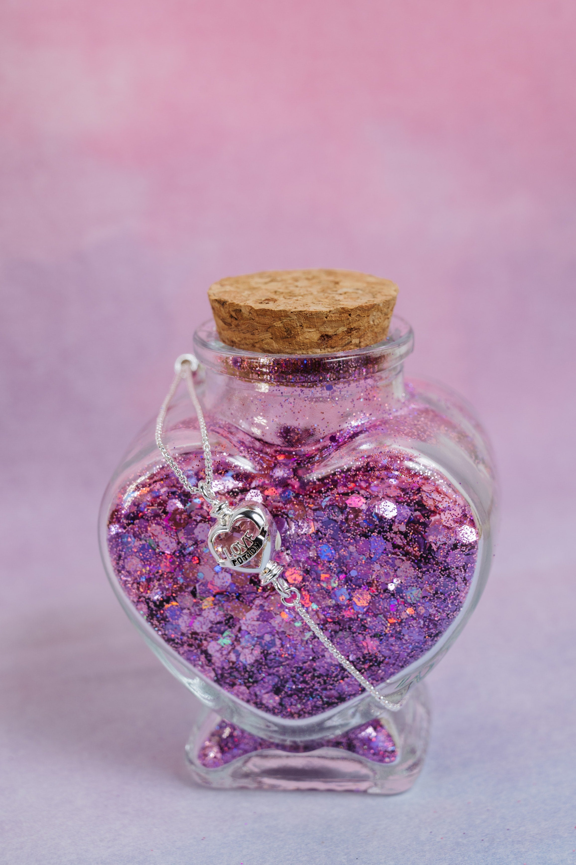 Harry Potter™ Love Potion Crystal Pull Chain Bracelet